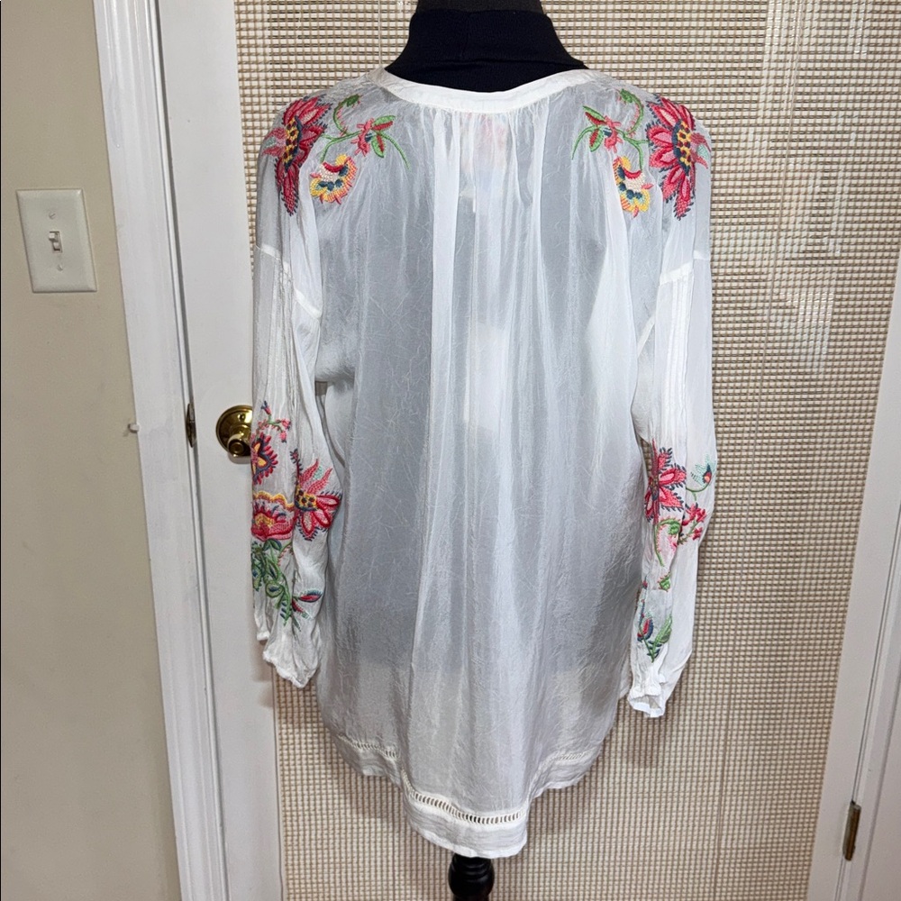 NWT! Retail $295 Johnny Was Ivory Blouse with Colorful Embroidery - Picture 5 of 10